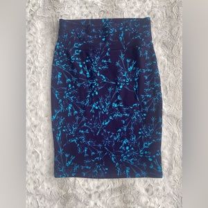 LuLaRoe Cassie Pencil Skirt. Size Small. Never Worn